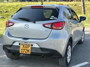 Mazda Demio 2017