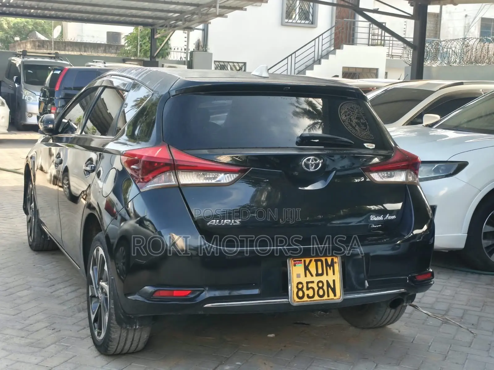 Toyota Auris 2015 Black