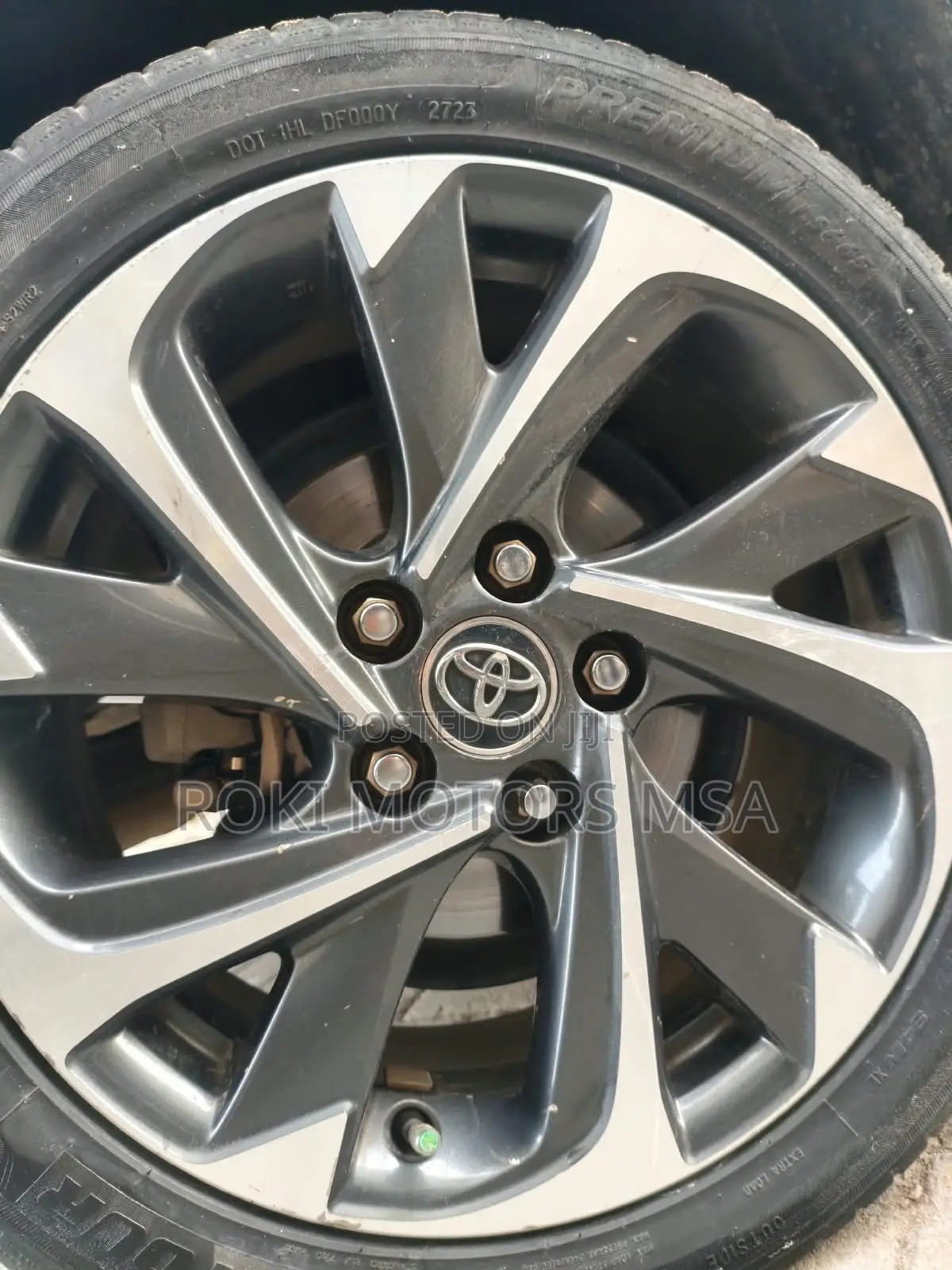 Toyota Auris 2015 Black