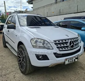 Mercedes-Benz M Class ML 350 BlueTEC 4Matic 2010 White