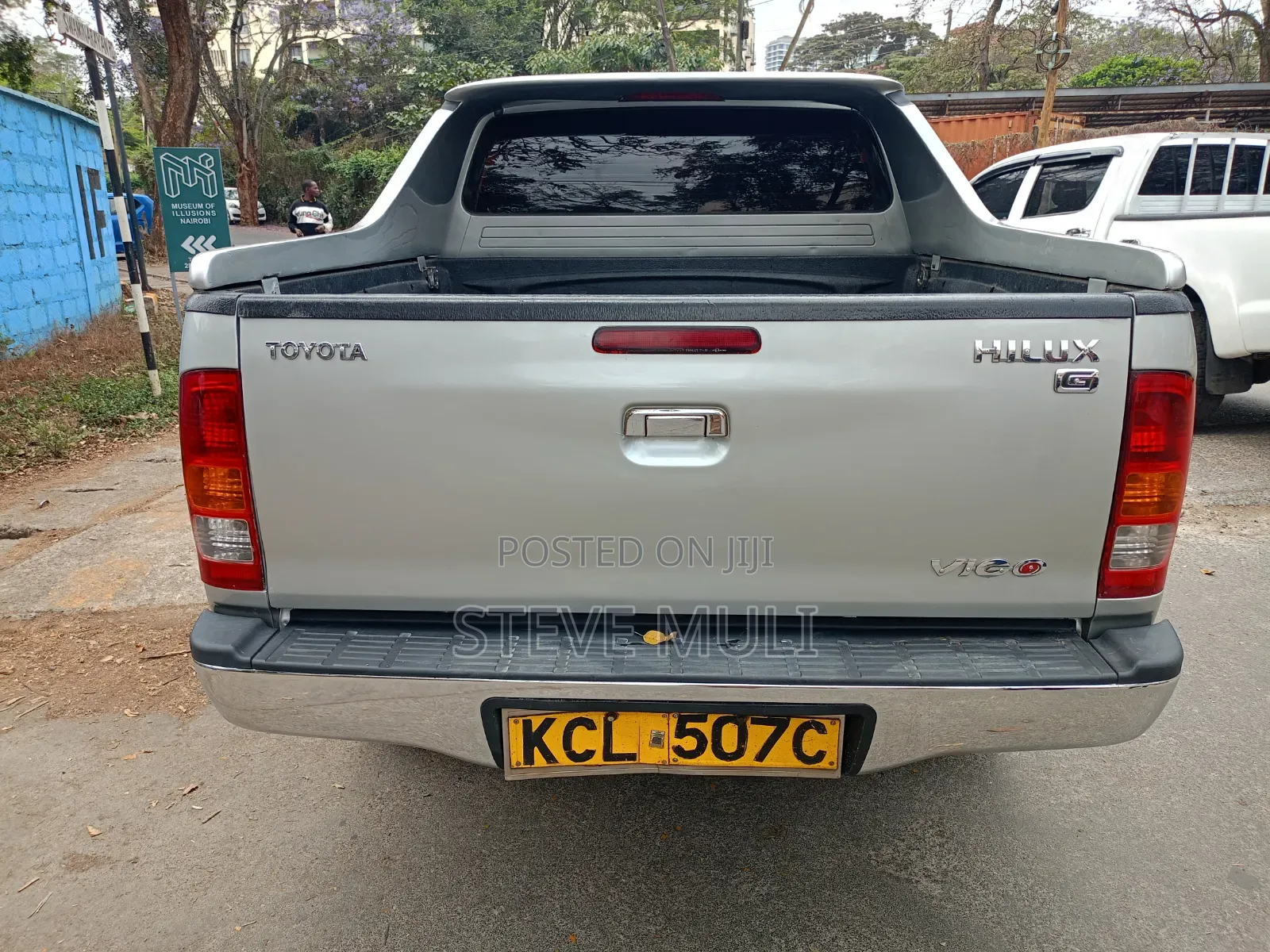 Toyota Hilux 2012 Gray