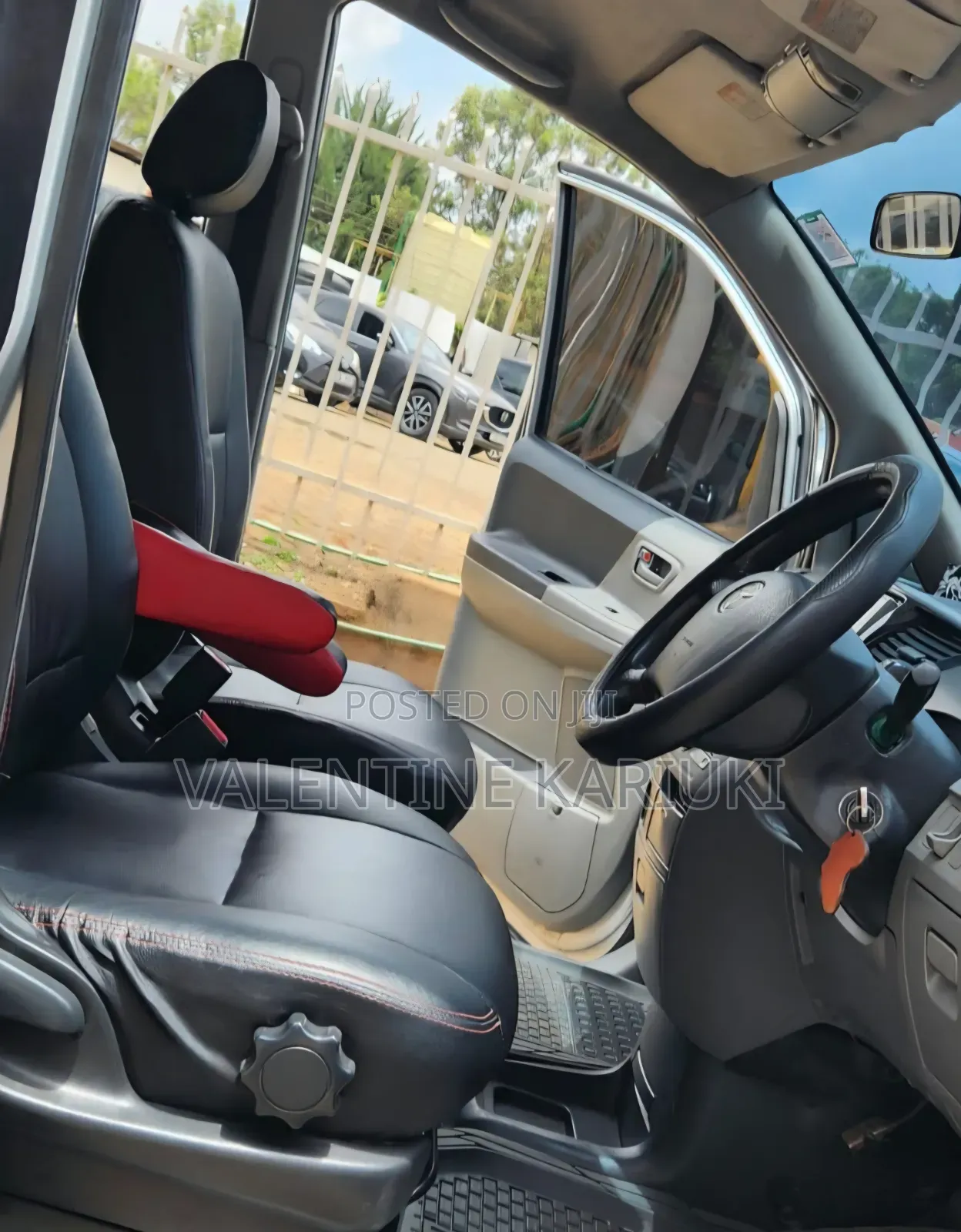 Toyota Voxy 2006 Silver