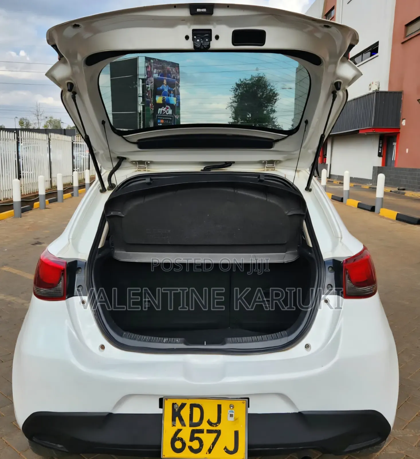 Mazda Demio 2016 White