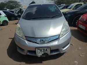 Honda Fit Shuttle 1.5 2WD 2013 Silver
