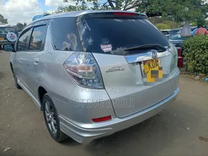 Honda Fit Shuttle 1.5 2WD 2013 Silver