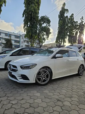 Mercedes-Benz B-Class 2019 White