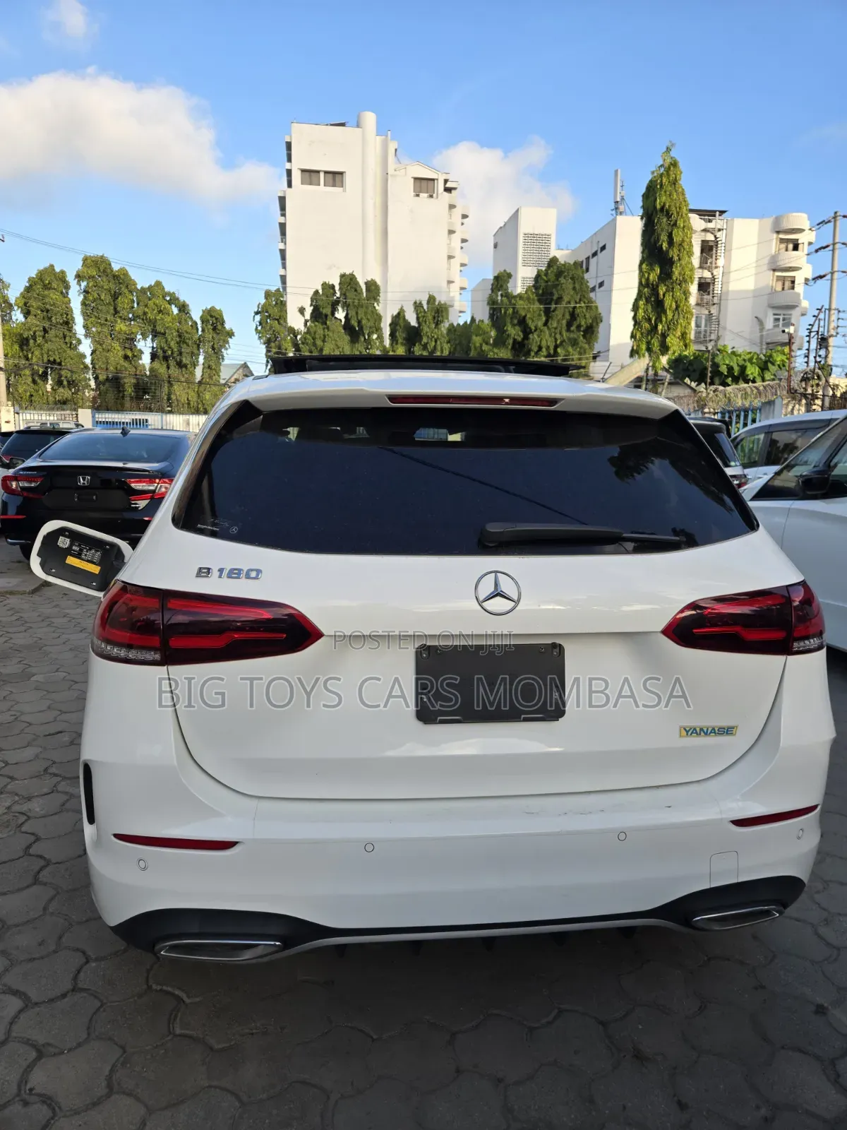 Mercedes-Benz B-Class 2019 White