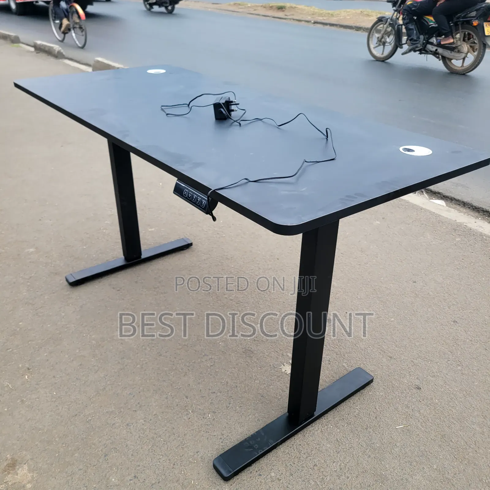 Electric Desk ; Adjustable Computer Table, 1.4m