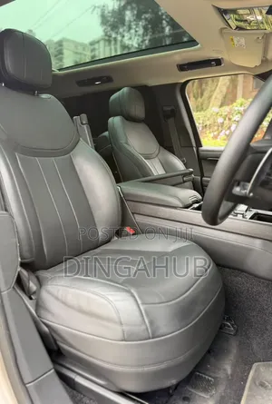 Land Rover Range Rover Vogue 2022 Silver