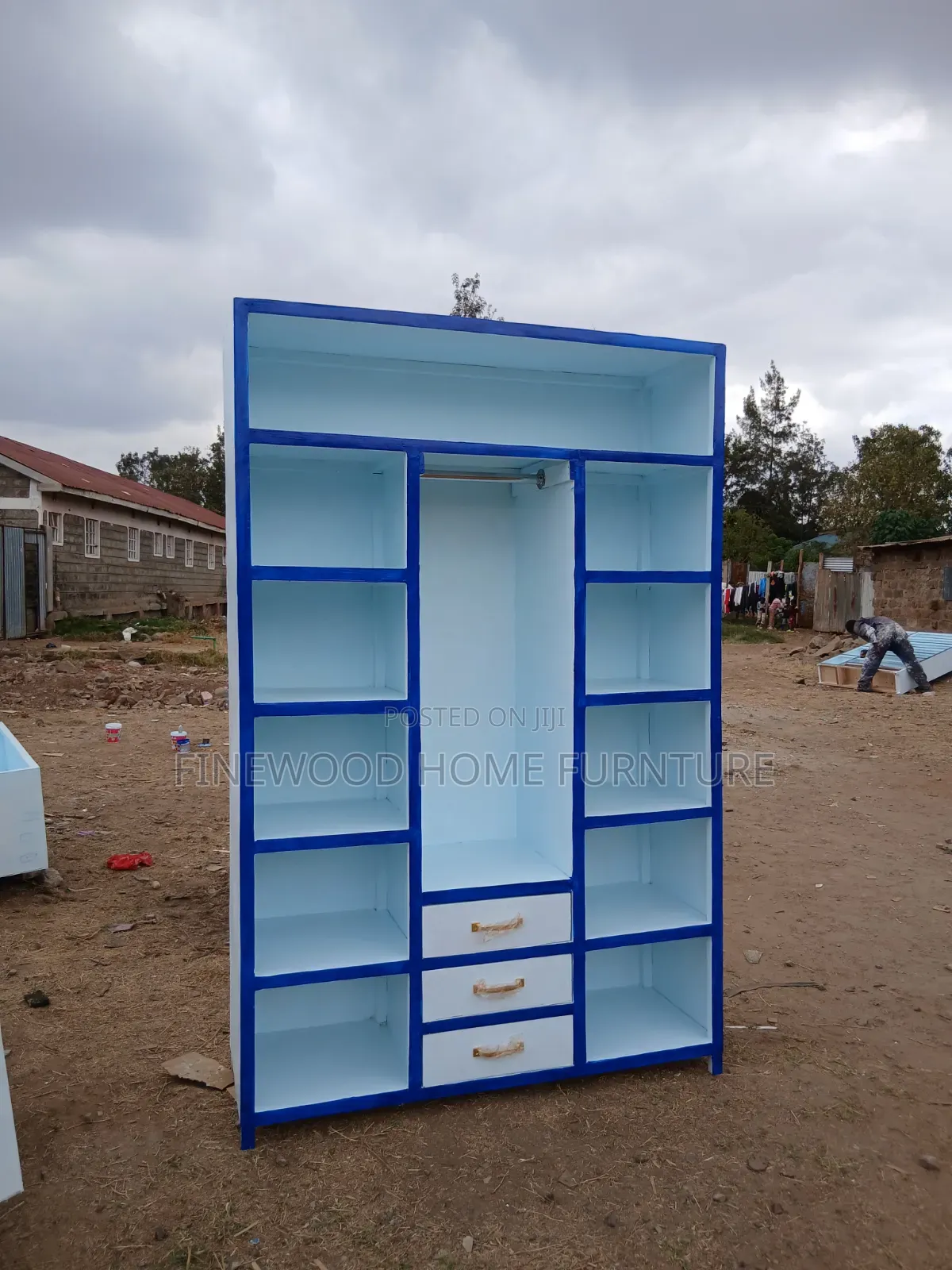 Premium and Modern Wardrobe in All Sizes