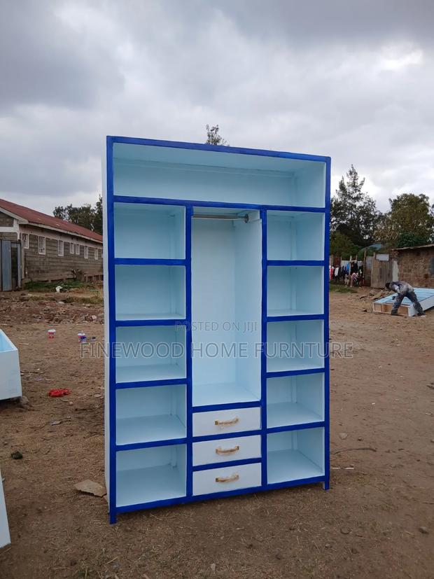 Premium and Modern Wardrobe in All Sizes