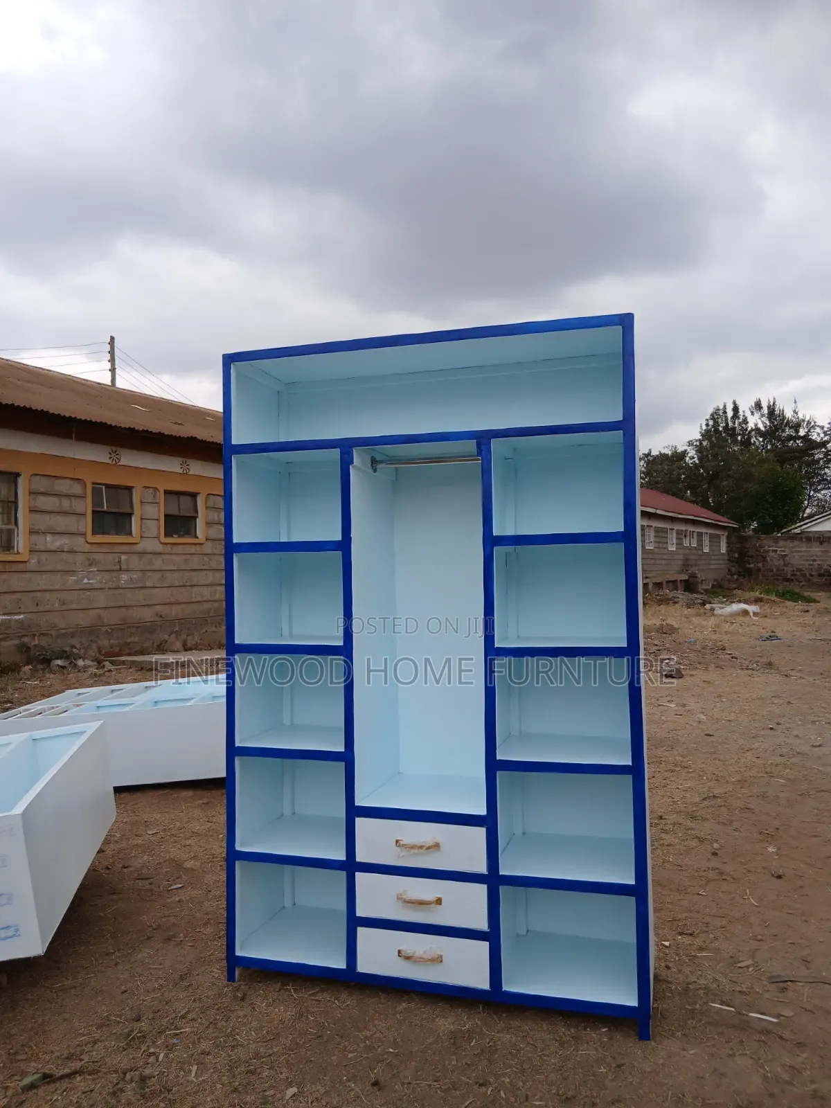 Premium and Modern Wardrobe in All Sizes