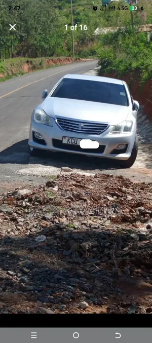 Toyota Crown 2012 Gray