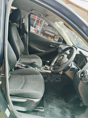Mazda Demio 2016 Black