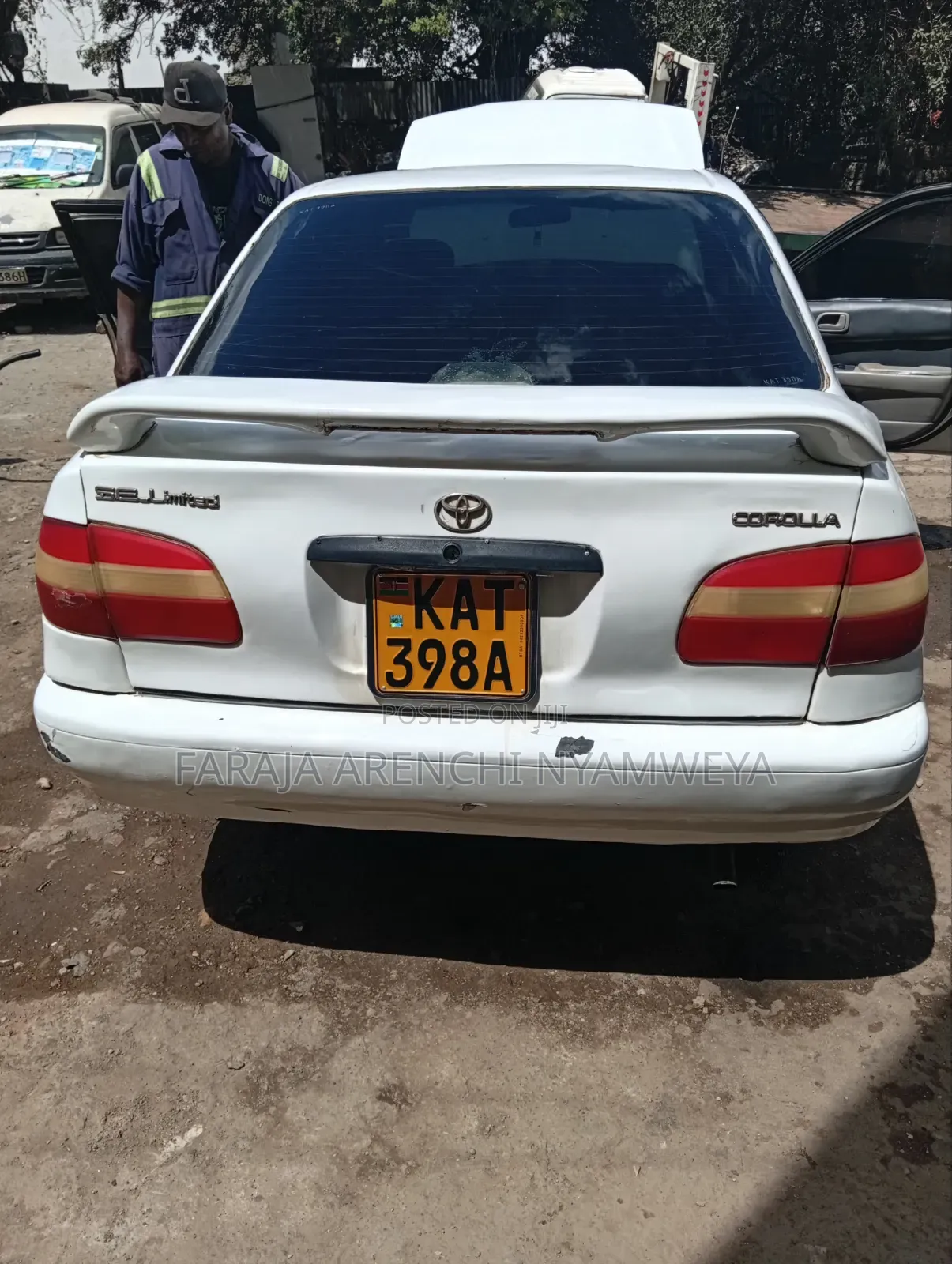 Toyota Corolla 1998 White