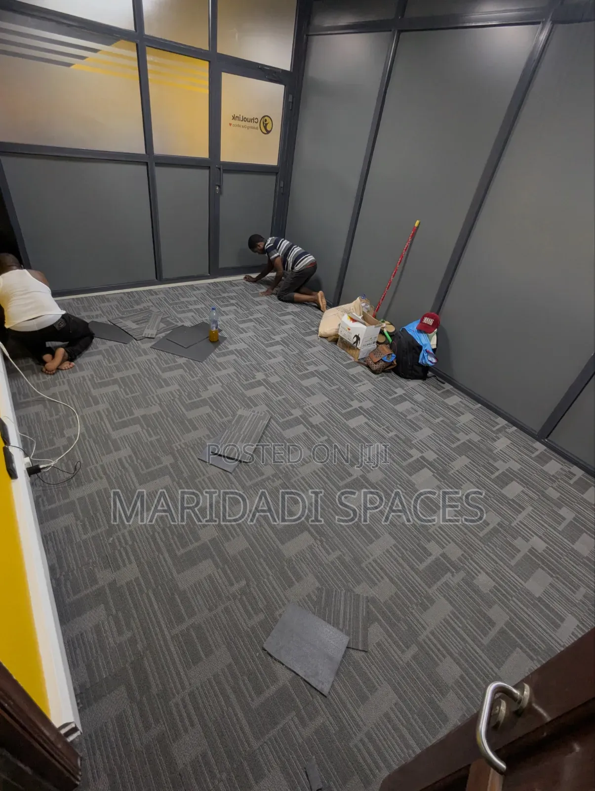 Soundproof & Comfortable Premium Quality Office Carpet Tiles