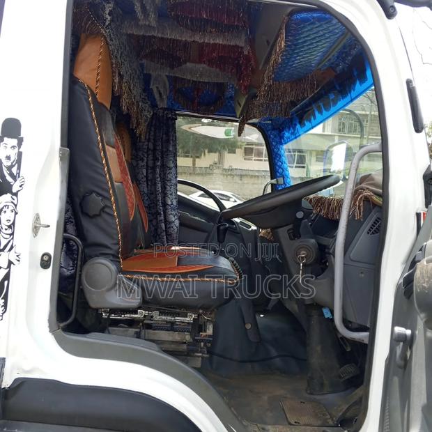 Isuzu FRR 90 KDN 2023 White - thumbnail 5