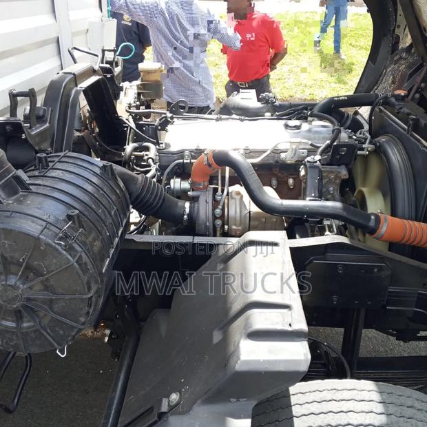 Isuzu FRR 90 KDN 2023 White - thumbnail 6