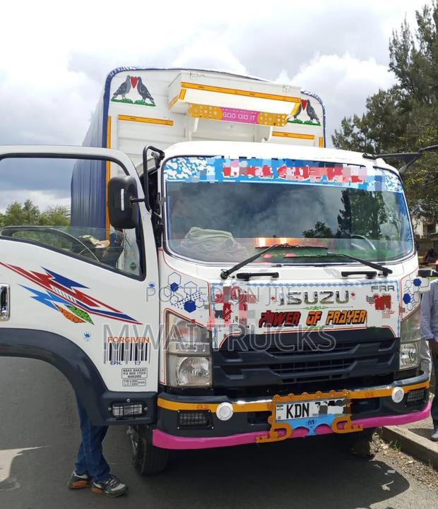 Isuzu FRR 90 KDN 2023 White - thumbnail 7