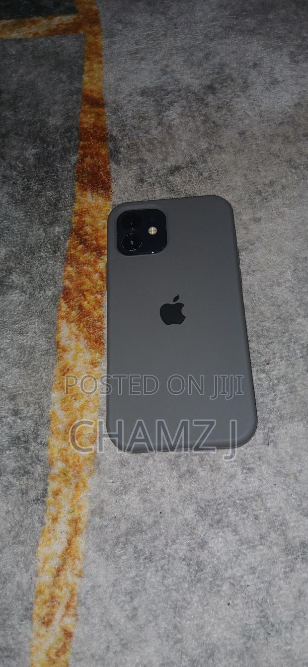 Apple iPhone 12 128 GB Black - thumbnail 4