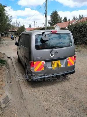 Nissan NV200 2009 Gray