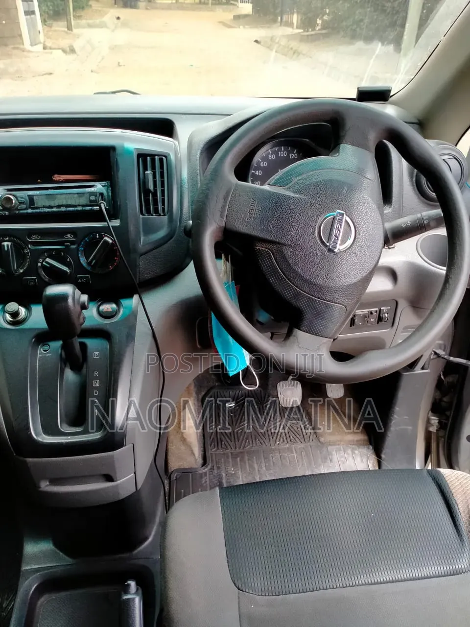 Nissan NV200 2009 Gray