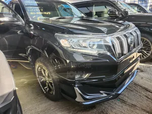 Toyota Land Cruiser Prado 2019 Black