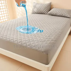 Executive Waterproof Mattress Protector - 4 by 6 Mattress Protector