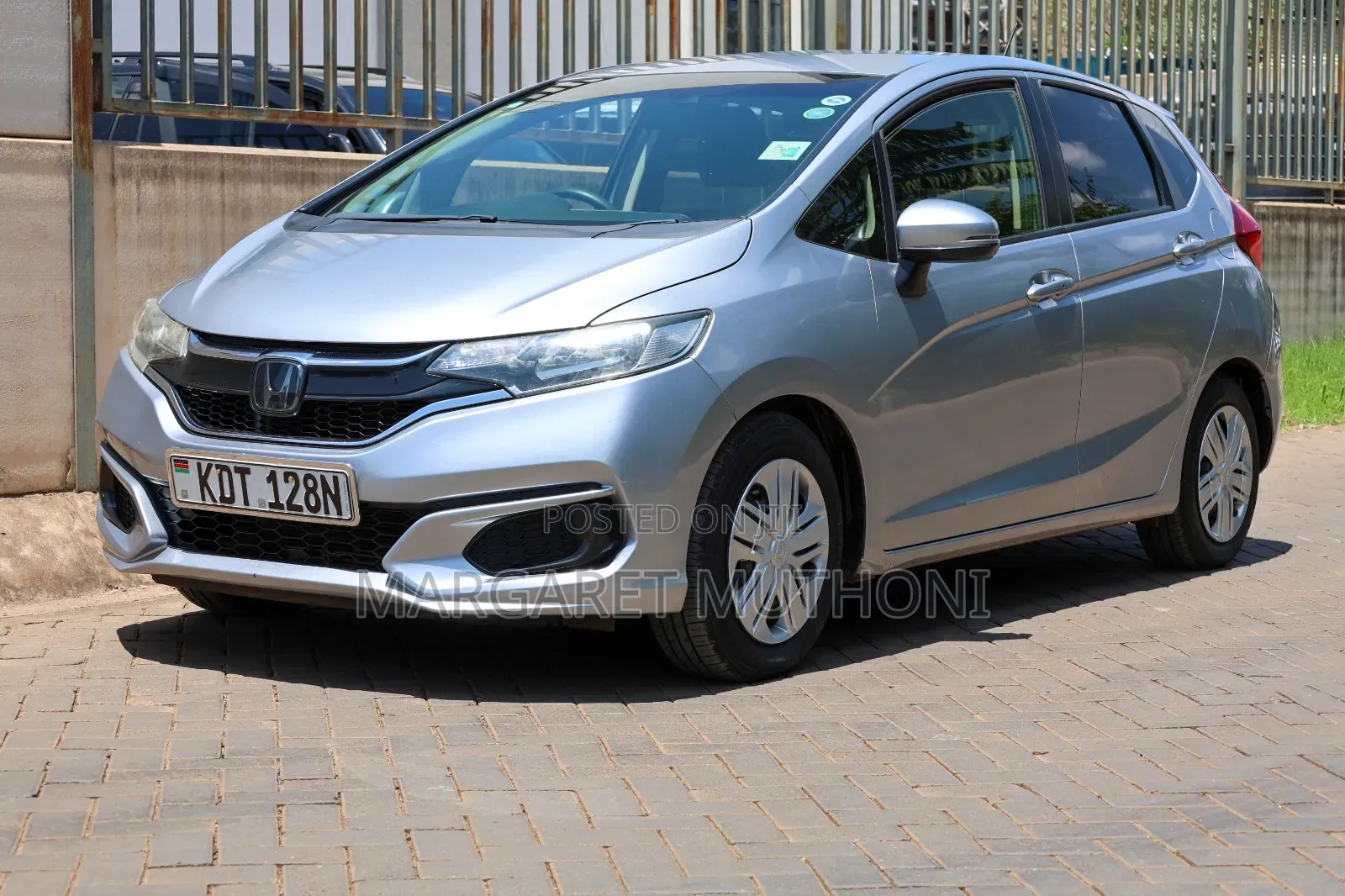 Honda Fit 2017 Silver