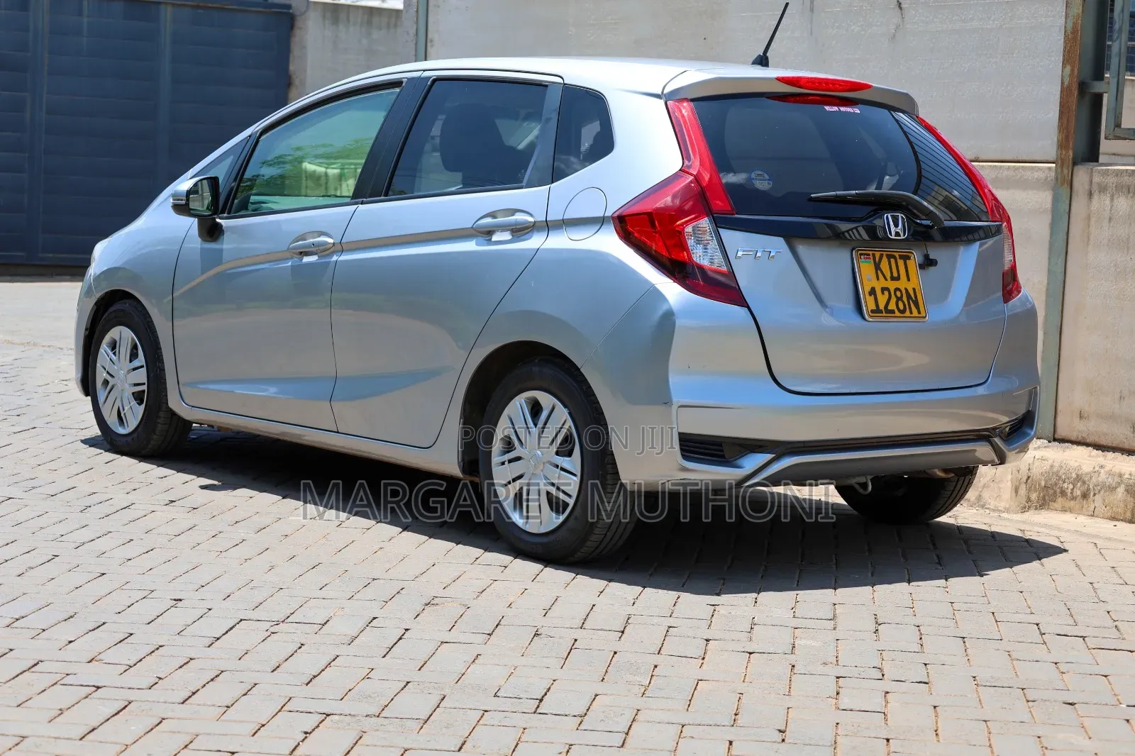Honda Fit 2017 Silver