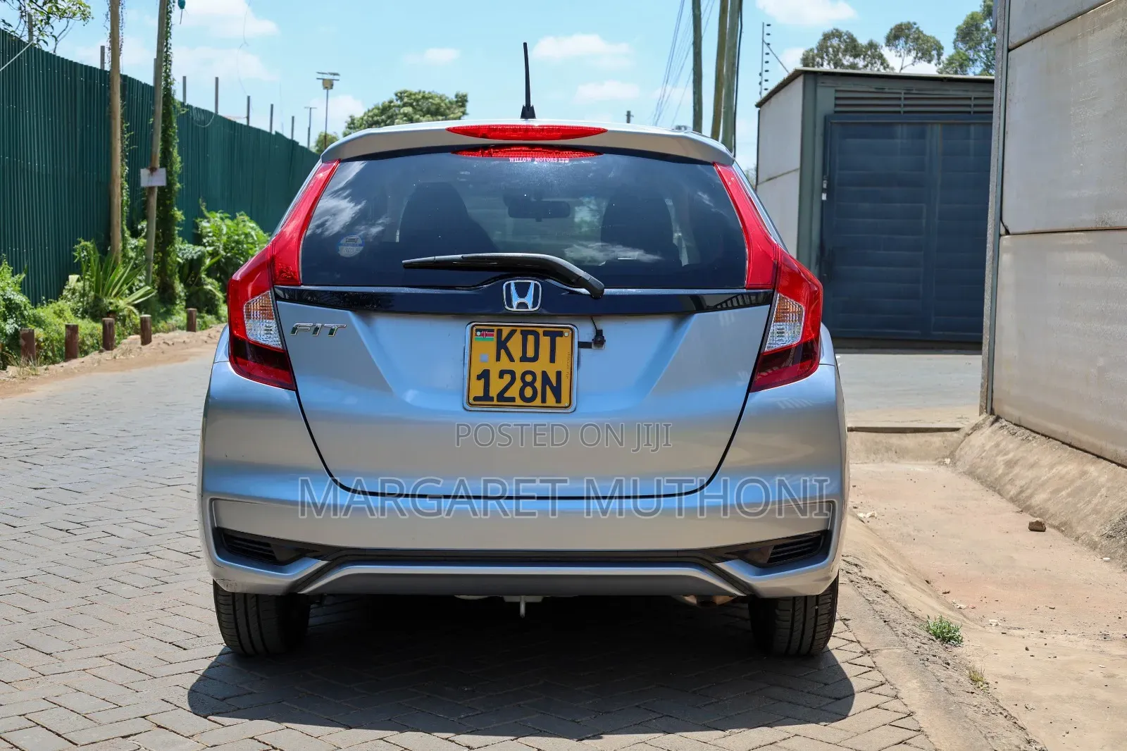 Honda Fit 2017 Silver