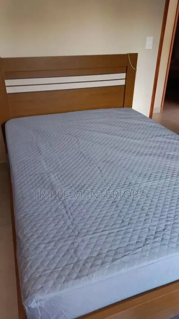 5 by 6 Mattress Protector - Waterproof Protector for Bed-Wetters