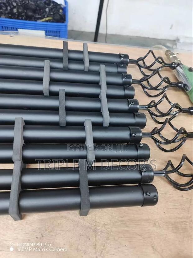 Gold & Black Window Curtain Rods - thumbnail 2