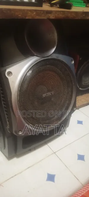 Sonypeaker