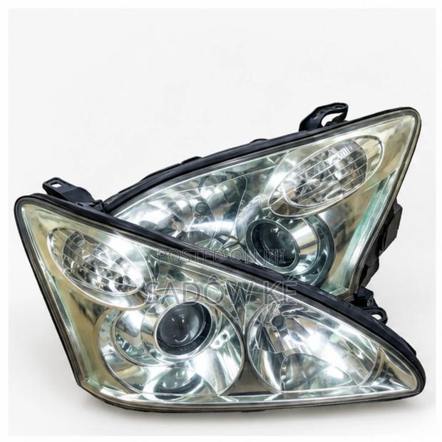 Harrier 240 Headlight No:4 - thumbnail 2