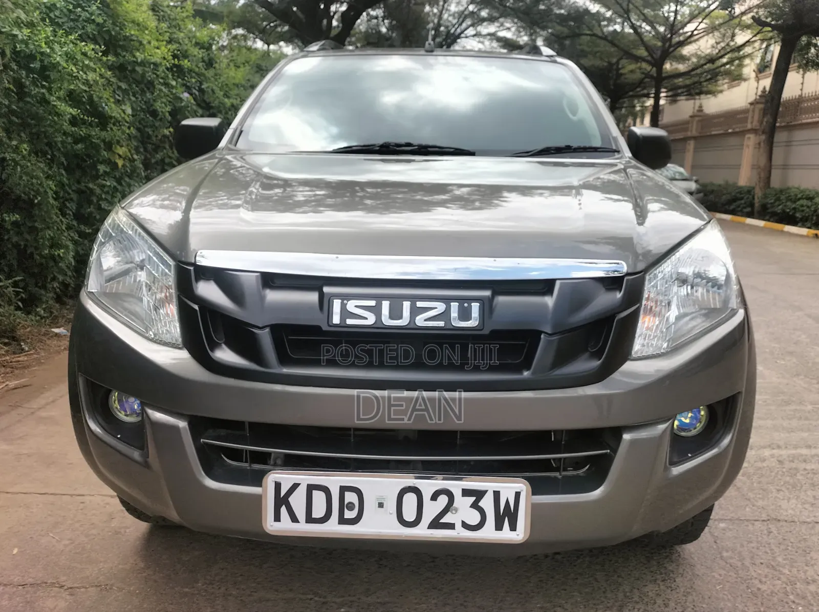 Isuzu D-MAX 2022 Gray