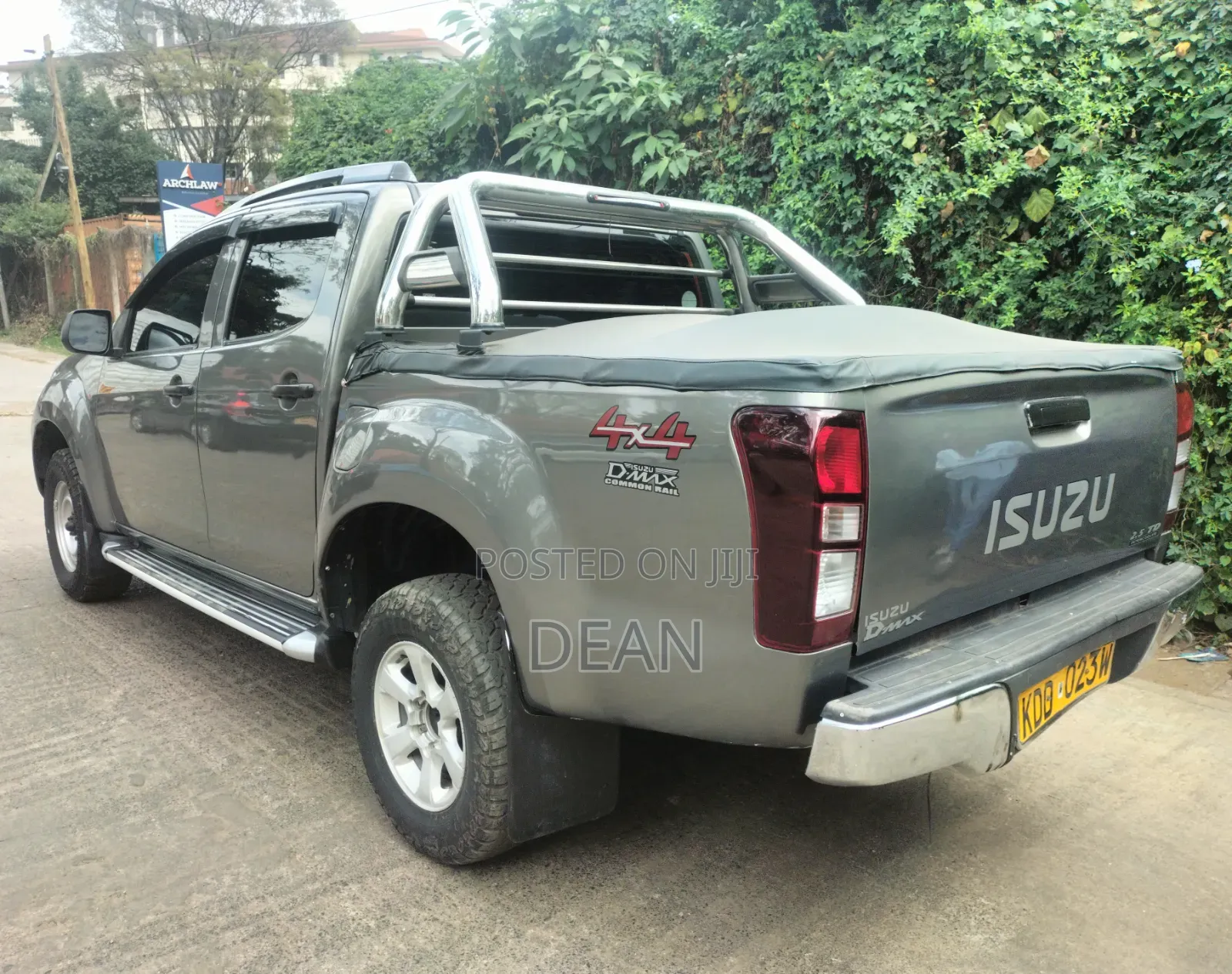 Isuzu D-MAX 2022 Gray