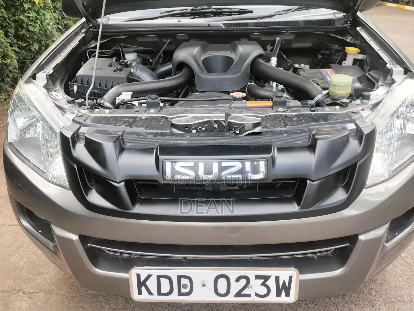 Isuzu D-MAX 2022 Gray