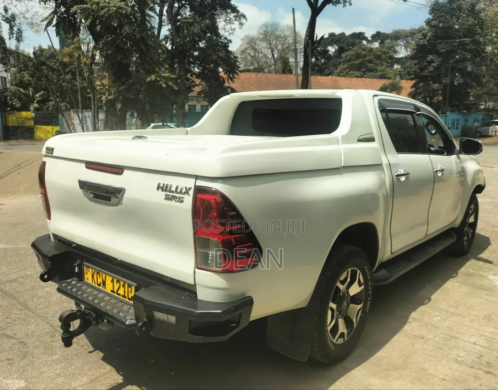 Toyota Hilux 2018 White
