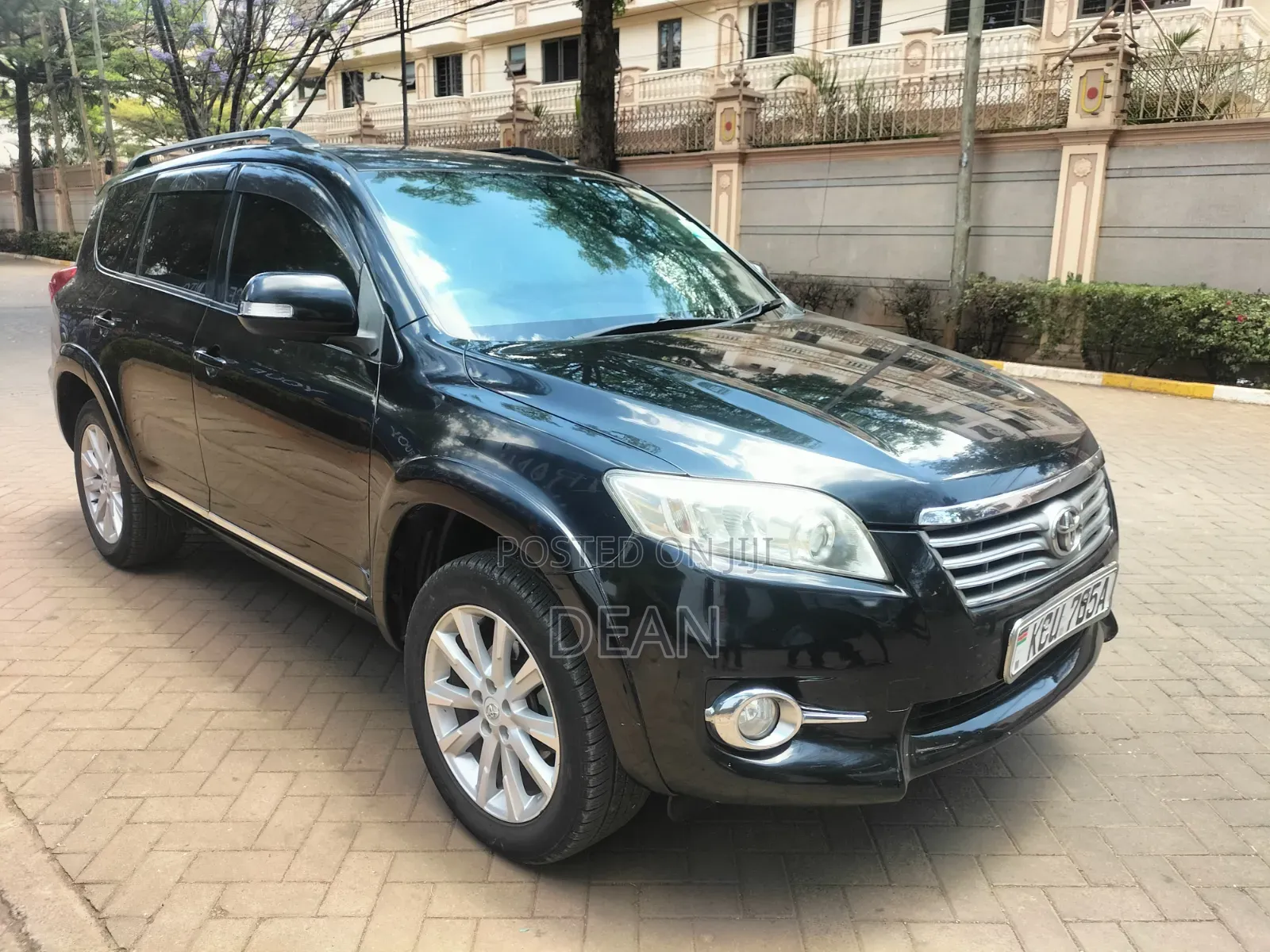 Toyota Vanguard 2011 Black
