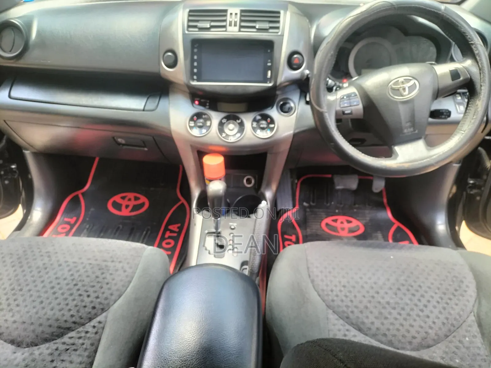 Toyota Vanguard 2011 Black