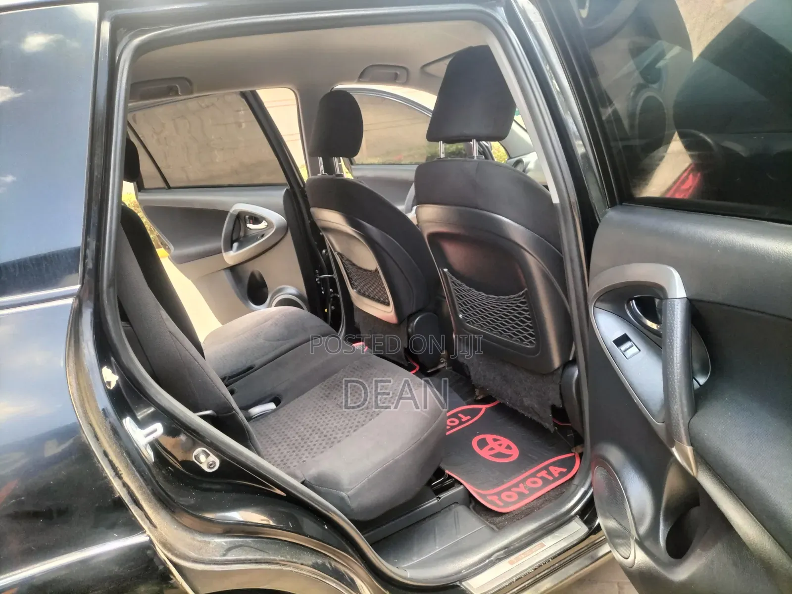 Toyota Vanguard 2011 Black
