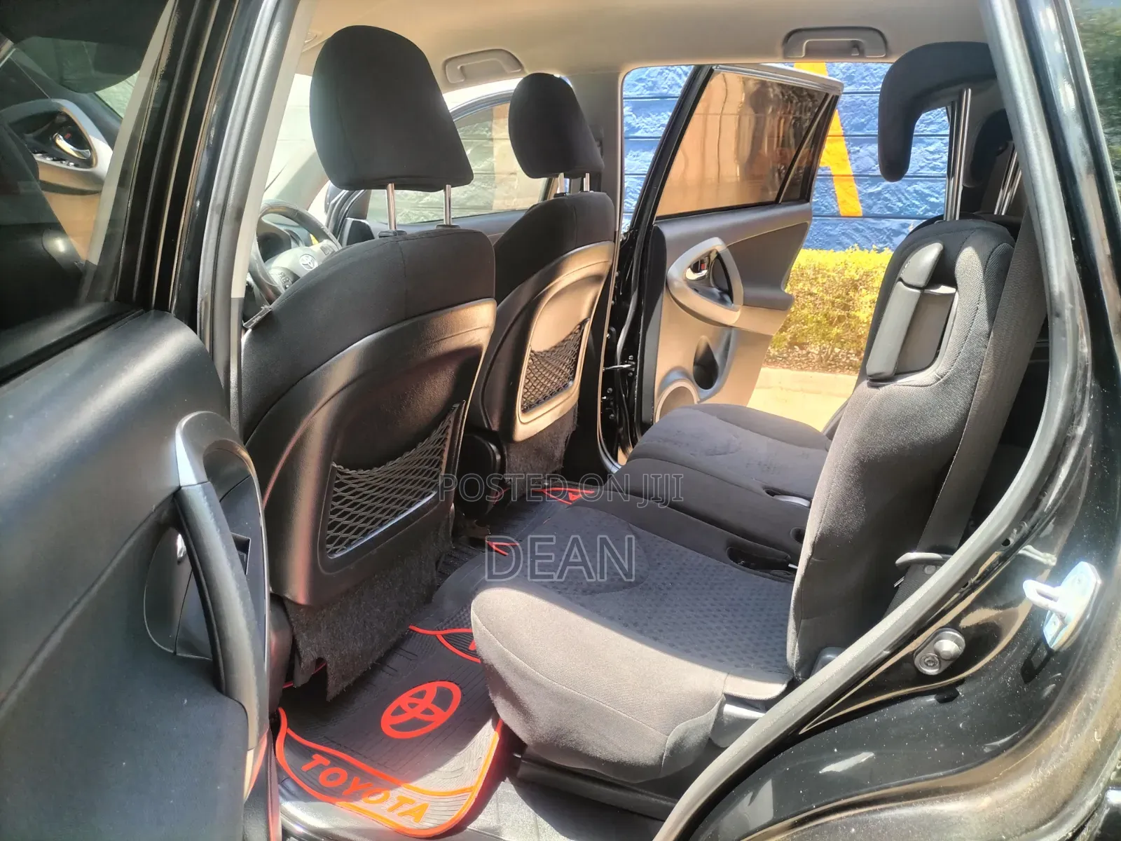 Toyota Vanguard 2011 Black