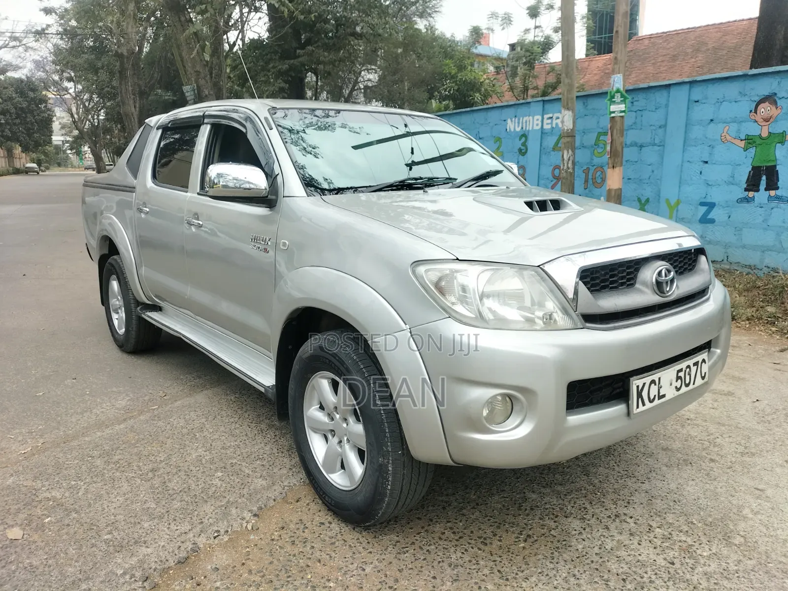 Toyota Hilux 2011 Silver