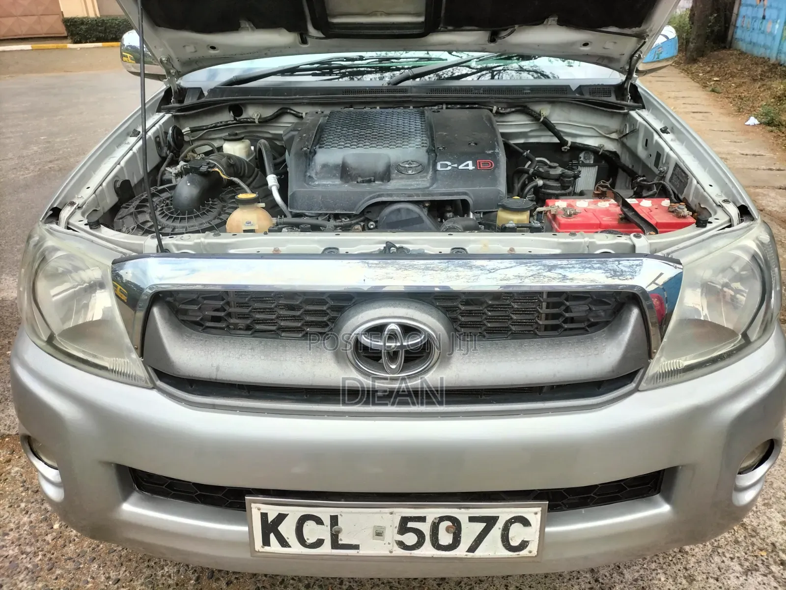 Toyota Hilux 2011 Silver