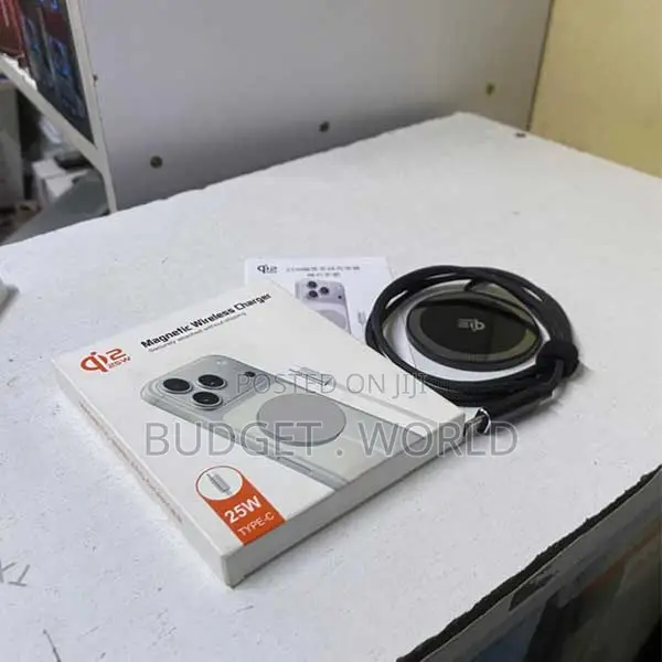 Type-C Qi2 Magnetic Wireless Charger - Q12 Wireless Design