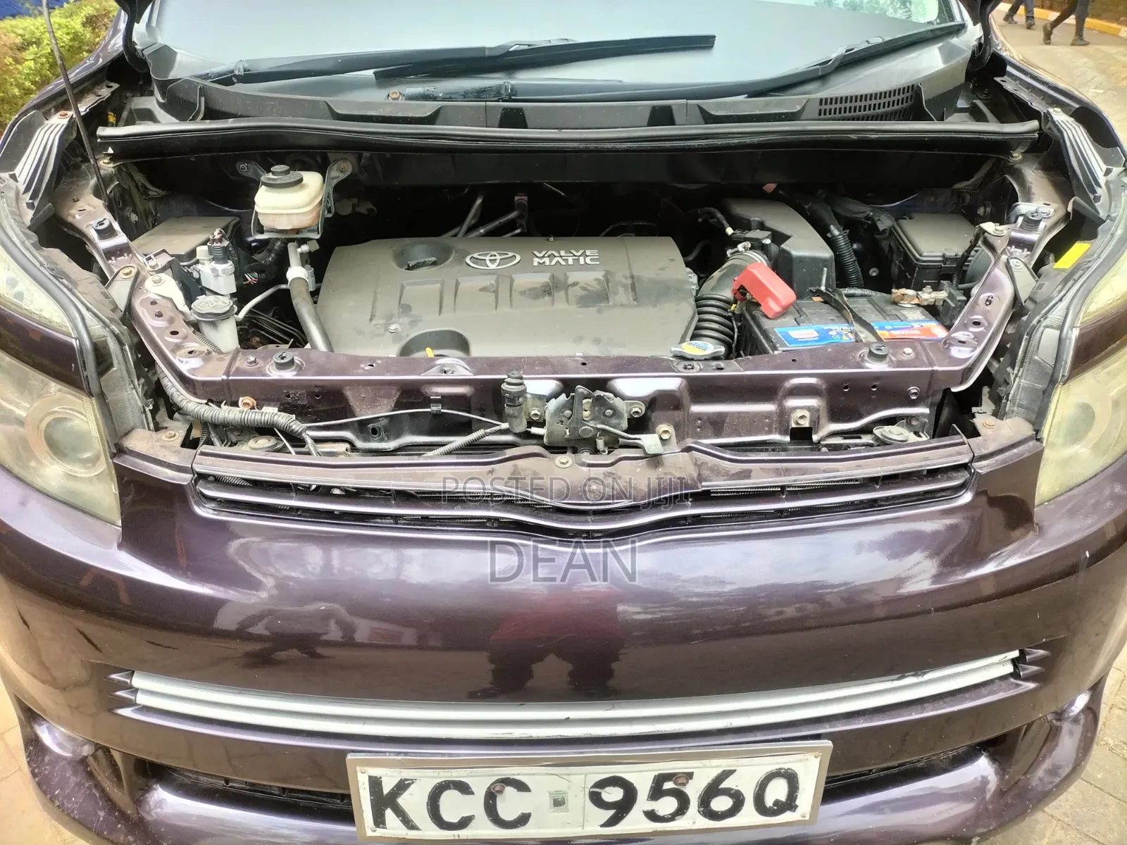 Toyota Voxy 2008 Burgundy