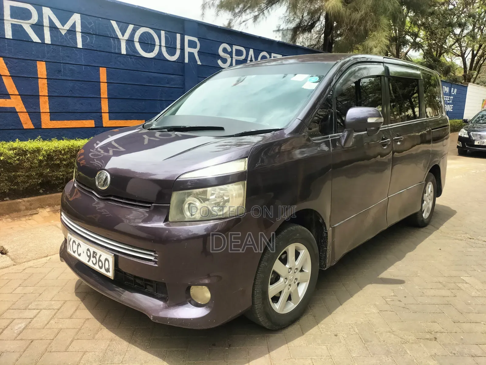 Toyota Voxy 2008 Burgundy
