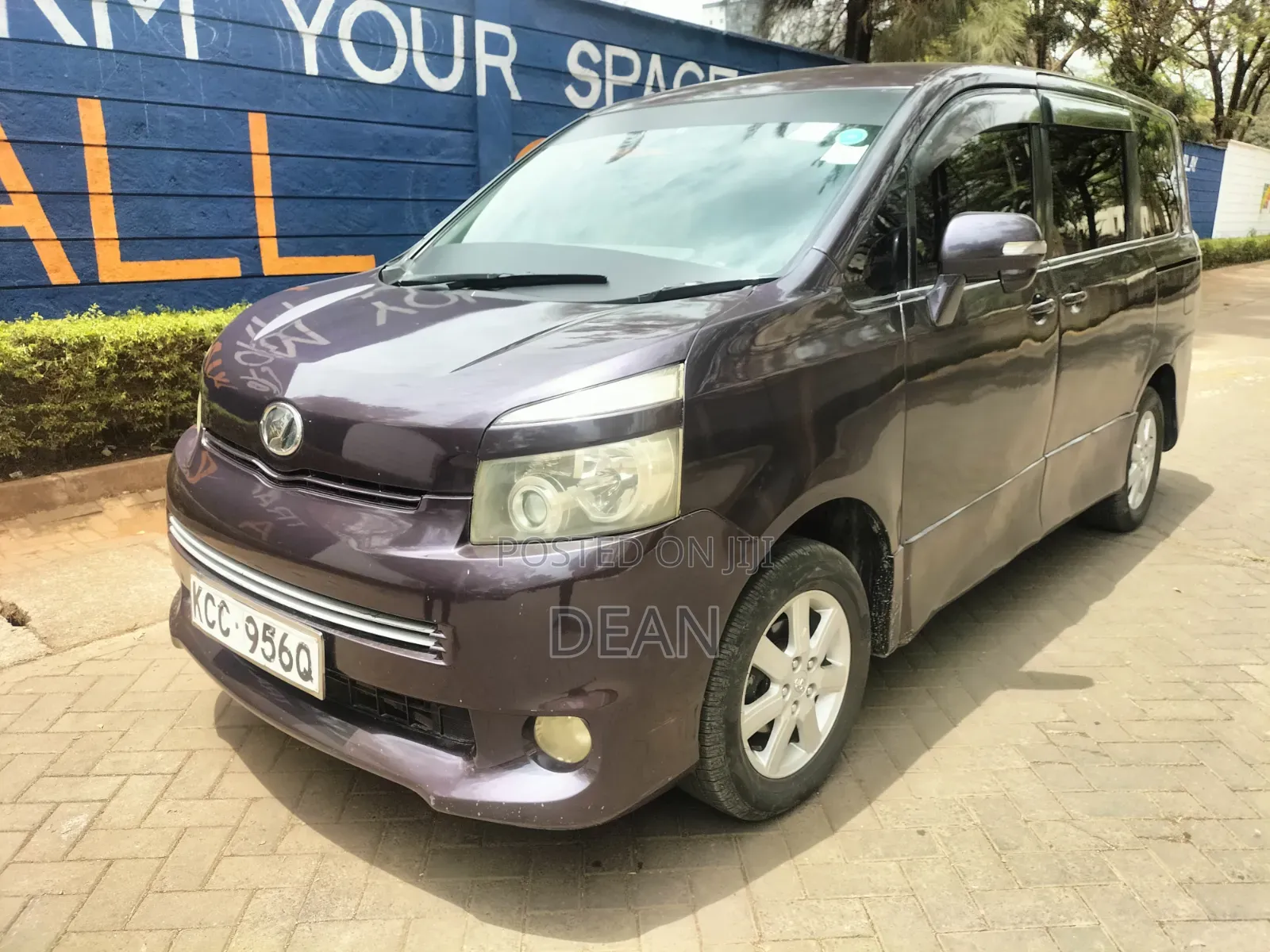 Toyota Voxy 2008 Burgundy