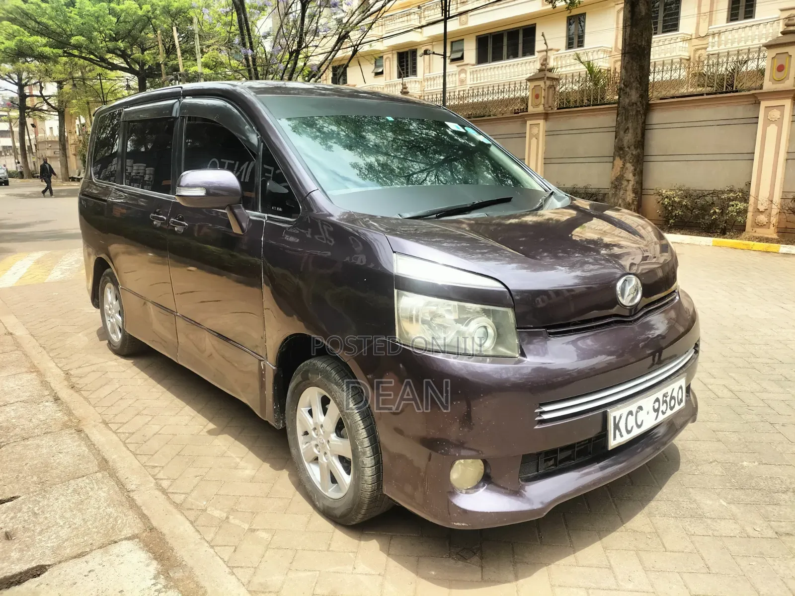 Toyota Voxy 2008 Burgundy